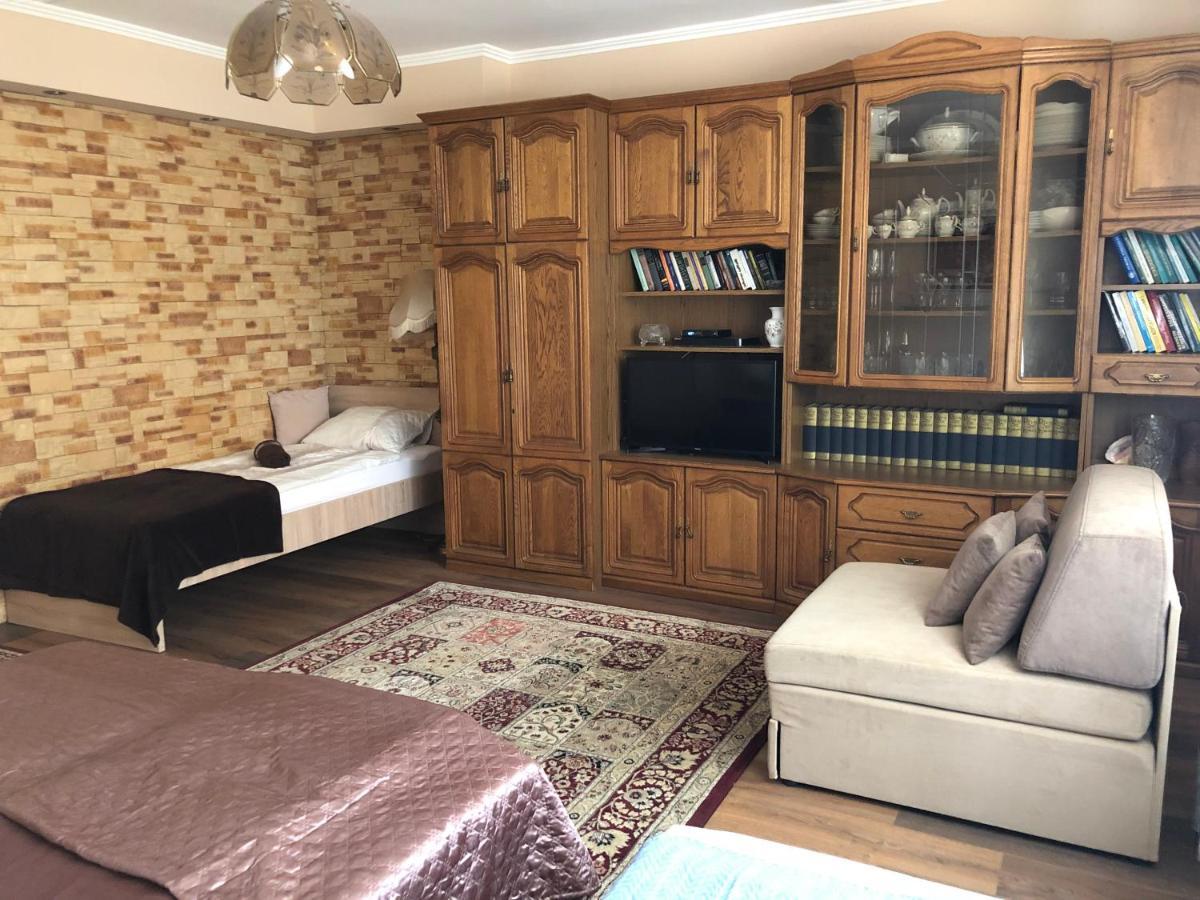 Renáta Vendégház Eger Esterno foto