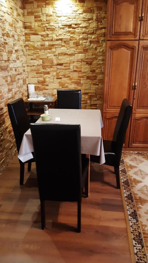 Renáta Vendégház Eger Esterno foto